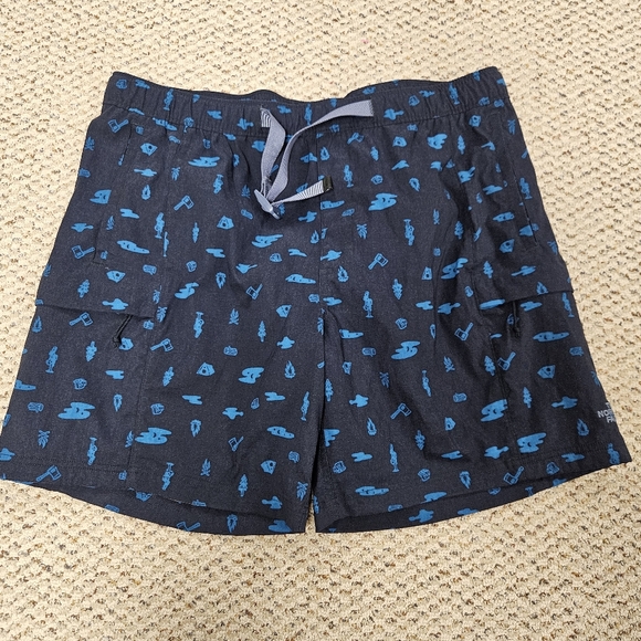 Men’s The North Face Belted Shorts Size XL LIKE NEW Blue Camping Pattern - Picture 1 of 5